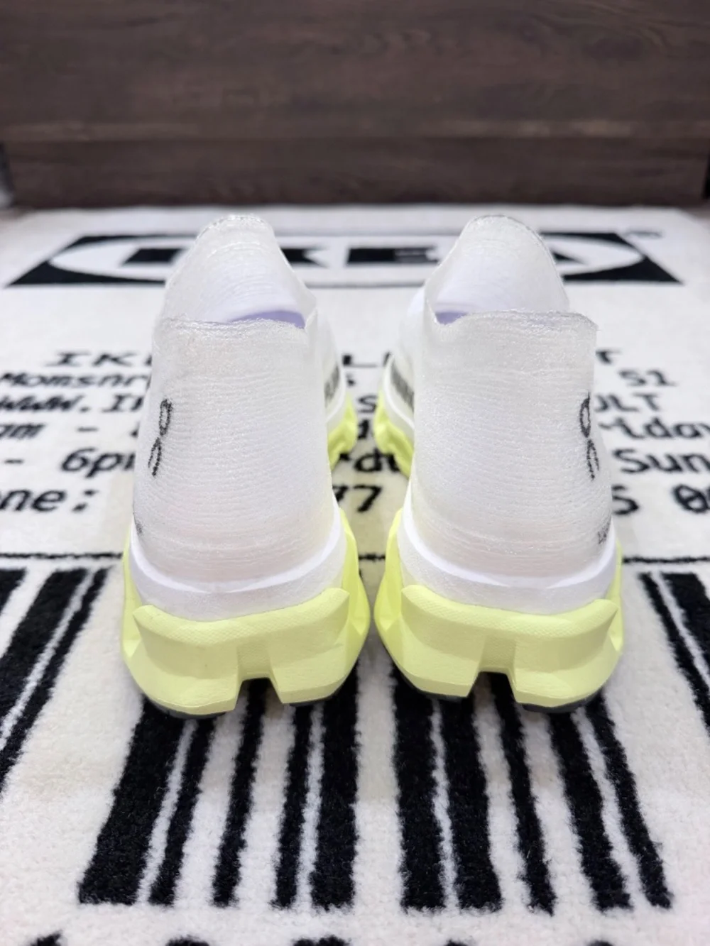 On Limited Edition Lightspray Cloudmonster 3 Hyper Running Shoes - 9.5us Men